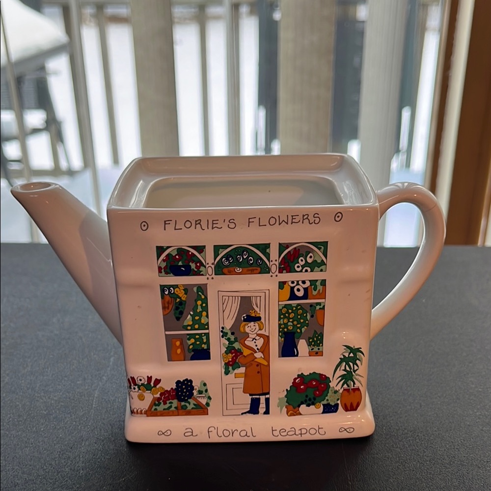 English Life by Wade Floral Teapot Florie's Flowers with Colorful Design